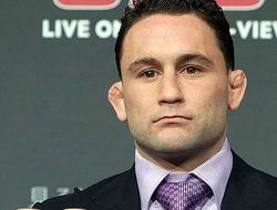 фото - Эдгар обижается, что на бой с Макгрегором выбрали не его