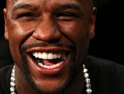 фото - Флойд Мэйуэзер: Надеюсь, мы будем драться с Макгрегором