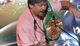 Усик намекнул на бой с Уордли