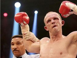 фото - Бывший участник Суперсерии ушёл от промоутера