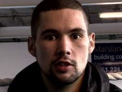 фото - Тони Беллью взял реванш у Нэйтена Клеверли