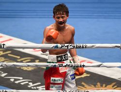 фото - Кёгучи покорил второй дивизион, досрочно победил Бадлера