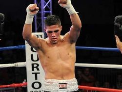 фото - «Рэй Шугар» Кастаньо подбирается к Лара и Эндрэду, с трудом победив Соро  