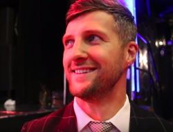 фото - Карл Фроч назвал самый ожидаемый бой 2022 года