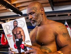 фото - Прогноз Тайсона на его бои с Рокки, Драго, Малышом-каратистом и даже Макгрегором