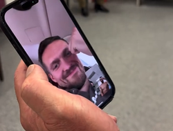 фото - Усик поздравил Алимханулы с победой: видео