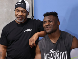 фото - Нганну пытается повторять движения за Тайсоном: мощное видео