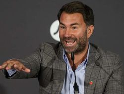 фото - С кем будет драться Головкин после победы над Муратой? Отвечает Хирн