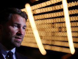 фото - СМИ: Возвращение болельщиков в Британии откладывается. Будут новые переносы?