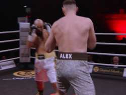 фото - Шок! Захожий уступил евротитул в бою с Ходжаем: видео