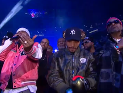 фото - «Танк» Дэвис облажался с Роучем: видео