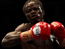 фото - Максвелл Авуку требует подать ему всех чемпионов и Гамбоа