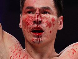 фото - (ММА) Бату Хасиков: «Рассечение? Не волнуйтесь, ничего страшного»