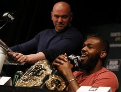 фото - Джон Джонс может встретиться с победителем реванша Кормье–Джонсон