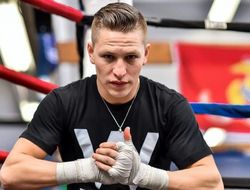 фото - Полулегковес Дэниел Франко в коме после боя с Аро, открыт благотворительный счёт