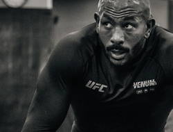 фото - «Мы тут не в игрушки играем». Реакция Фьюри на страшное рассечение Раунтри