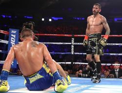 фото - Василий Ломаченко объяснил, из-за чего попал в первый на профессиональном ринге нокдаун