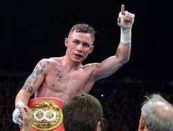 фото - Карл Фрэмптон в махаче забил Криса Авалоса