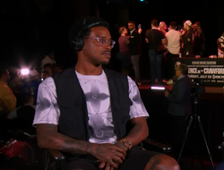 фото - Спенс обозвал чемпиона мира «психом»: «Ты ограбил чьего-то деда»