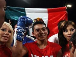 фото - Франциско Арсе не собирается мстить Кристиану Михаресу