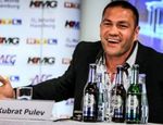 Кубрат Пулев: К Питеру готовился с чемпионом мира по шахбоксу из Беларуси