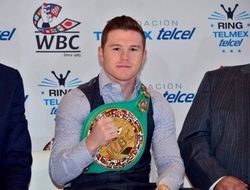 фото - Альварес: Дружба поединку с Головкиным не помешает