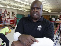 фото - Нравятся и Уайлдер, и Джошуа, но я за американца — первый победитель Тайсона