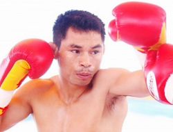 фото - Де Ла Хойя подписал рекордсмена и бойца, который досрочно побеждал Джошуа