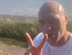 фото - Фьюри анонсировал нечто «ошеломляющее»