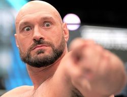 фото - Шаг к бою с Усиком. Тайсон Фьюри решил продолжить карьеру — СМИ