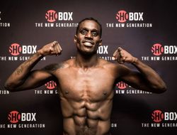 фото - Матёрый Матвей Коробов досрочно уступил Рональду Эллису — вновь травма