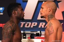 Видео боя: Карлос Адамес — Хуан Руис