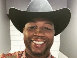 фото - Леннокс Льюис отреагировал на «своё» поражение Фрэзеру в виртуальной Суперсерии