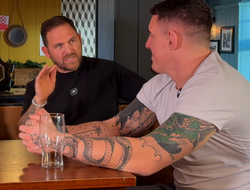 фото - У Аспиналла спросили о поединке по правилам бокса. Ответ чемпиона