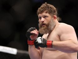 фото - UFC: Рой Нельсон нокаутировал Бигфута Силву