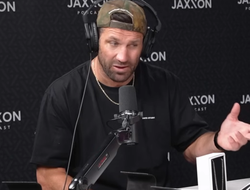 фото - Всё очевидно? Экс-чемпион назвал победителя боя Двалишвили-Нурмагомедов