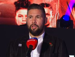 фото - «Усик не перенёс в супертяжи размеры и мощь». Тони Беллью недоволен результатом боя