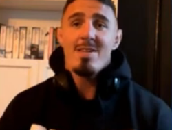 фото - Это было смело! Аспиналл высмеял Джонса и Уайта