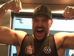 фото - У Фьюри определились с противником