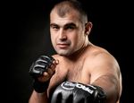 Абдурахимов против Льюиса, Тухугов против Дос Сантоса на UFC Fight Night в декабре
