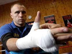 фото - Максим Бурсак: «К разминочному бою с Херманном отношусь серьёзно»