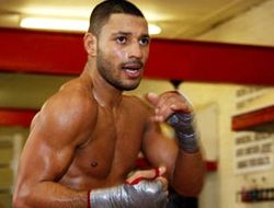 фото - Келл Брук: «Было страшно лежать в госпитале прикованным к кровати»