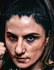 Элиф Нур Турхан