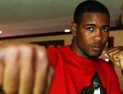 фото - Дениса Лебедева обязали драться с кубинским нокаутёром