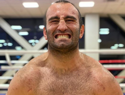 фото - Гассиев показал физический облик, Бетербиев прибыл на сбор, Канело в ринге с Гарсией — соцсети 