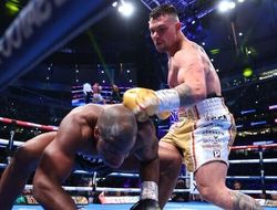 фото - Результат боя Дюбуа-Лерена могут изменить — промоутер претендента грозит иском