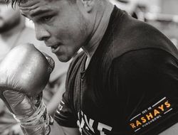 фото - Кто эти люди? Аккави и Райдер разыграют билет на экзекуцию к победителю Суперсерии