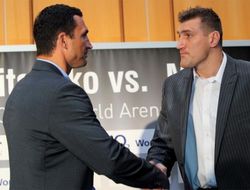 фото - Мариуш Вах: «Поветкин может просто засыпать Кличко ударами»