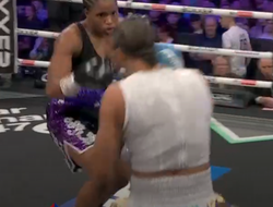фото - Обновлено! Дюбуа побила Камару, но не победила: видео