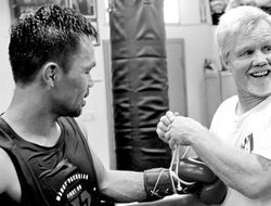 фото - Фредди Роуч назвал Пакьяо оленем и готов поставить на него «огромные» деньги